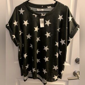 Star-Patterned Gray and White Women's Top